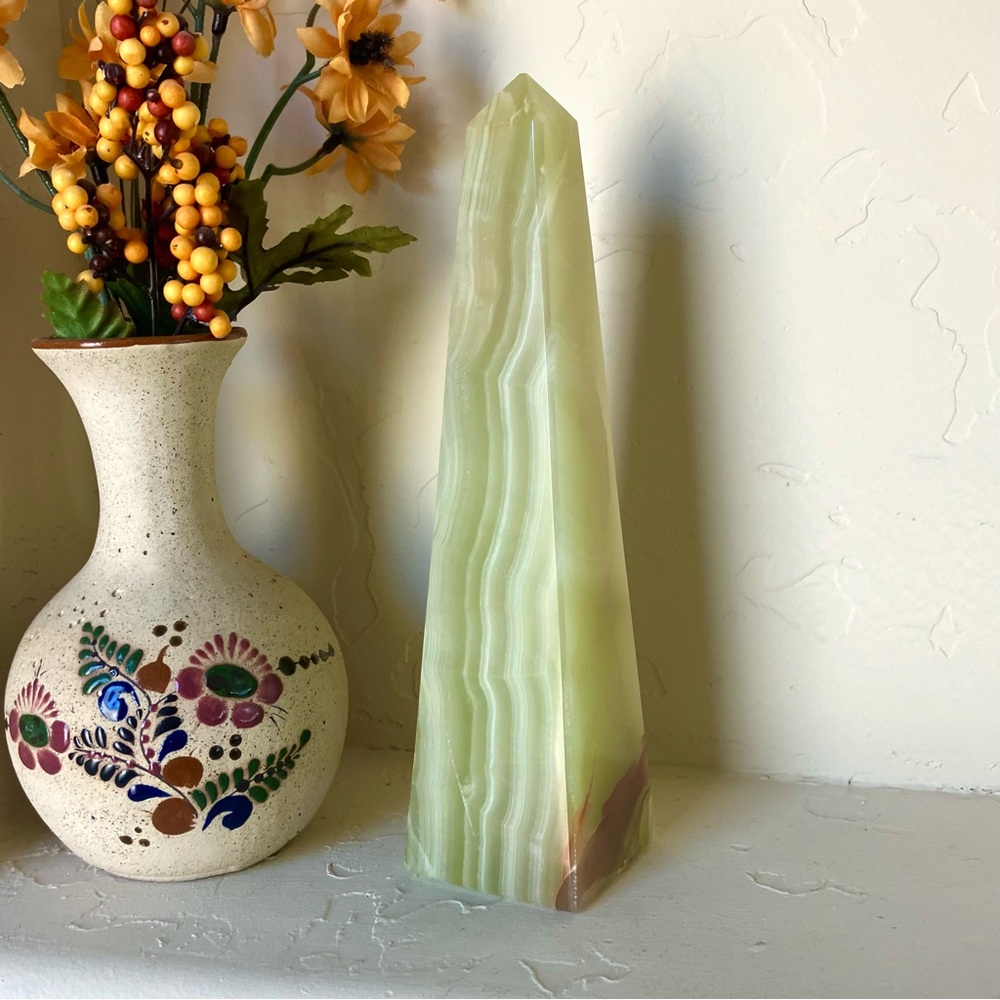 Large Green Onyx Tower
